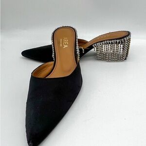 AREA NYC Crystal Fringe Kitten Party Heel Size 6